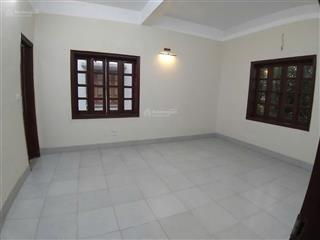 Cho thuê nhà khu 178 đại mỗ, 180m 3,5 tầng, xe công đỗ cửa.
