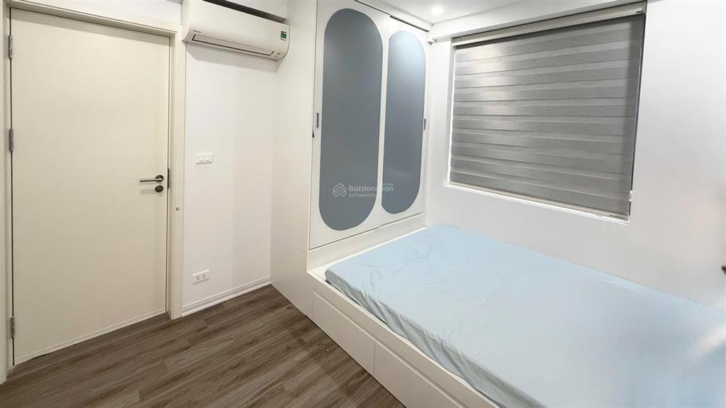 Chính chủ bán chung cư diện tích 124m2 tại hoàng thành tower, giá ưu đãi 30 tỷ vnd