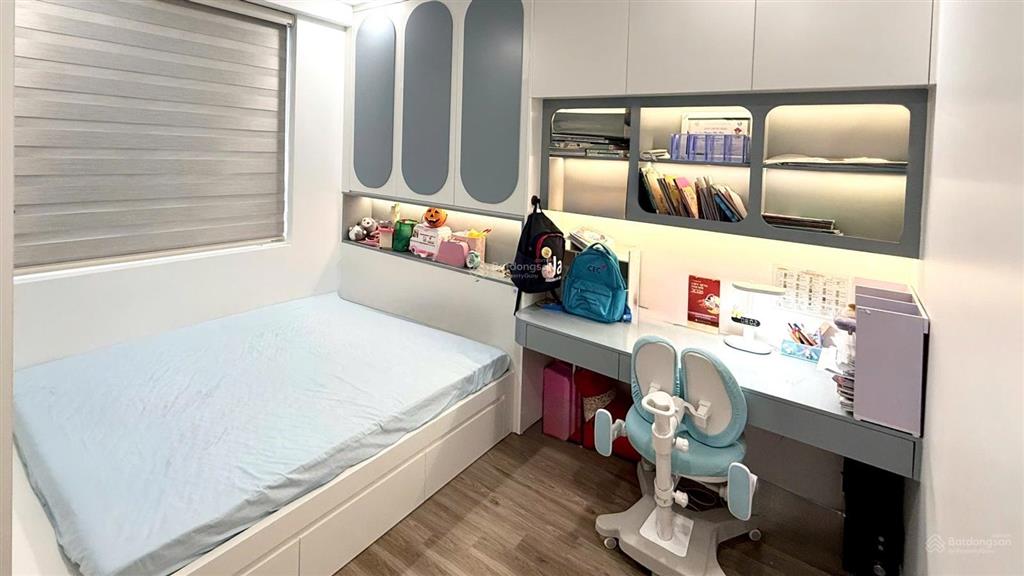 Chính chủ bán chung cư diện tích 124m2 tại hoàng thành tower, giá ưu đãi 30 tỷ vnd