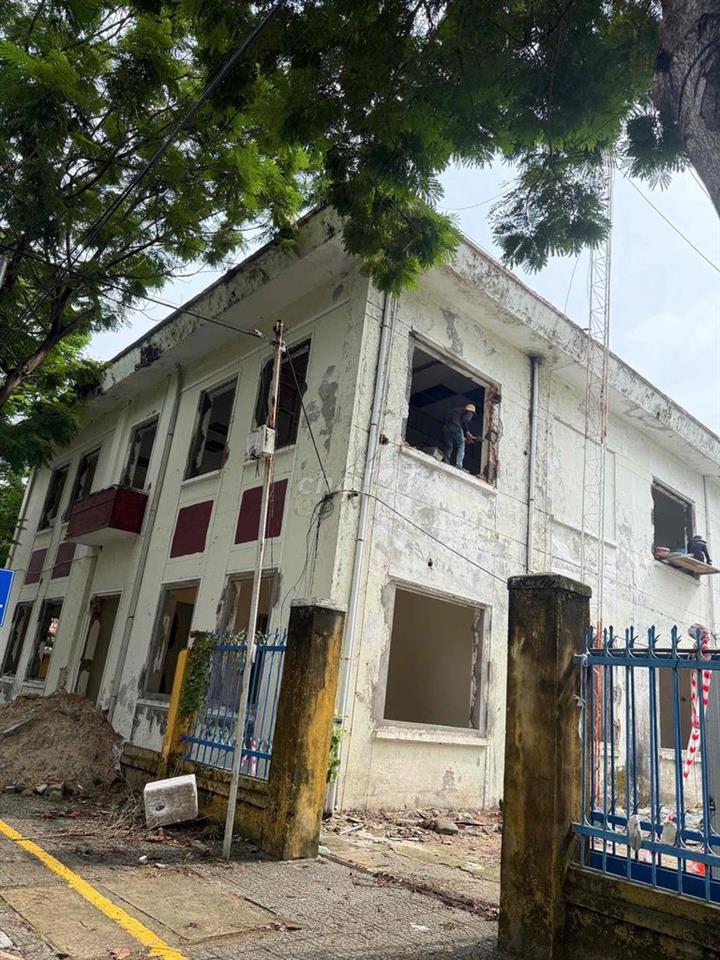 Mặt tiền đất đang kinh doanh
