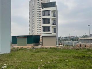 Chính chủ cần bán lô đất dv khu 3,74ha di trạch, 80m2. mặt tiền rộng, vị trí đẹp, 0901 513 ***