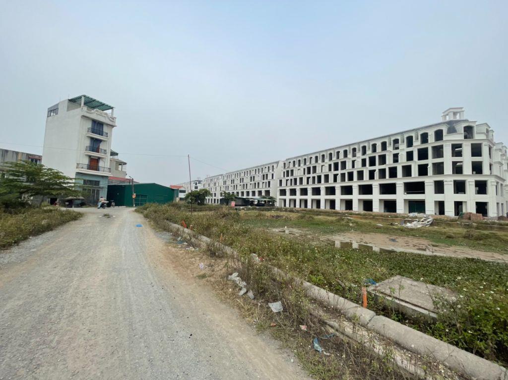 Chính chủ cần bán ô đất DV Di Trạch, 99,8m2, khu 16,32ha, đường 15m, nhìn vào LK Hinode, 0972990831