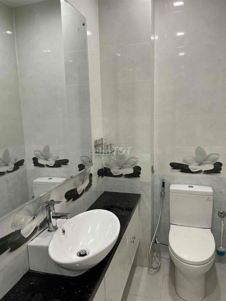 Cho Thuê Nhà Mặt Tiền Ngắn Hạn