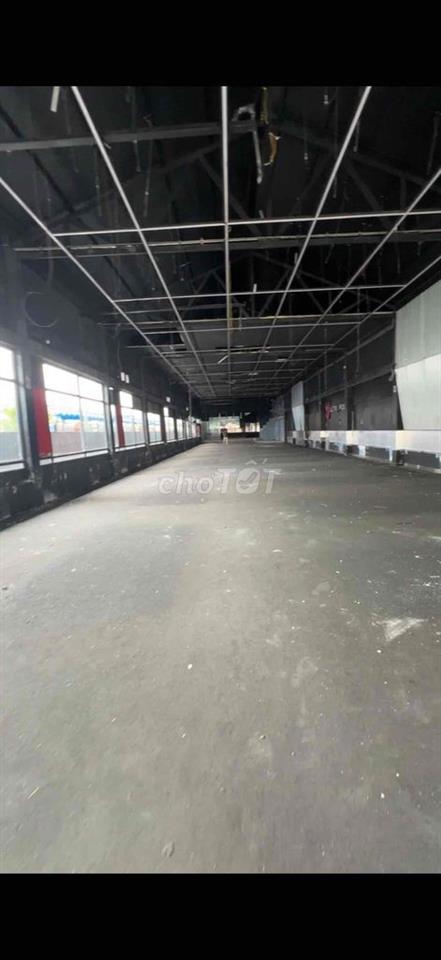 Cho thuê mặt tiền kinh doanh cực rẻ Trần Quý Cáp