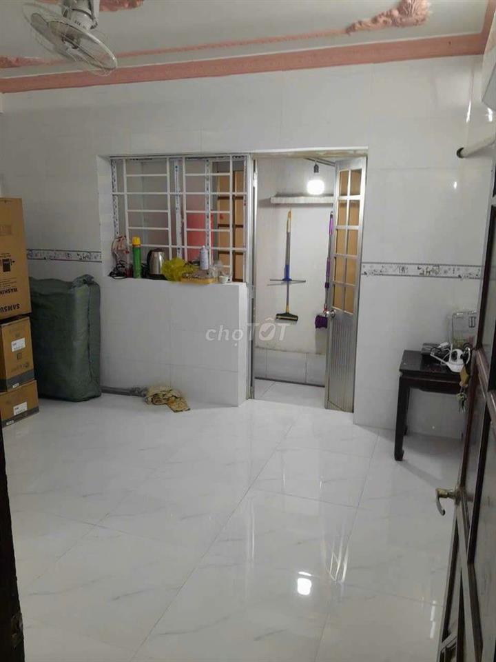 Phòng trọ cho thuê đường thành thái 16m2, sạch đẹp thoáng mát p14q10.