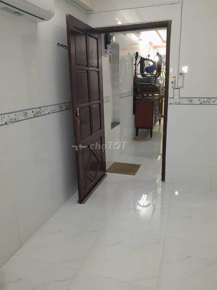 Phòng trọ cho thuê đường thành thái 16m2, sạch đẹp thoáng mát p14q10.