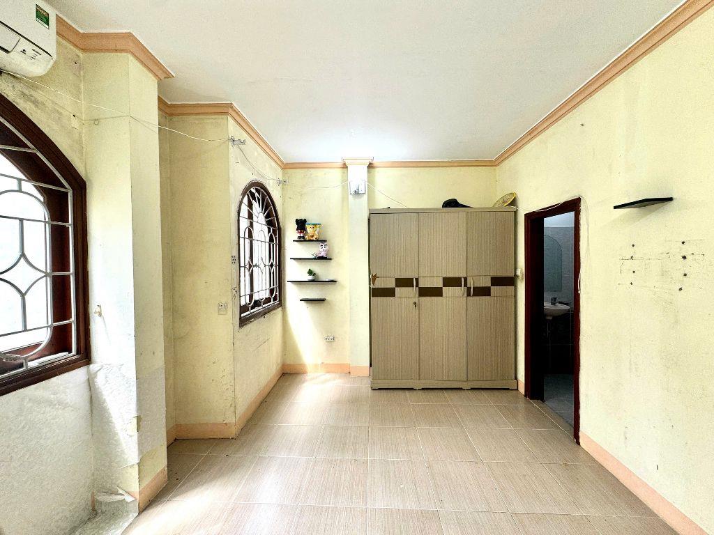 BÁN GẤP NHÀ VỊ TRÍ ĐẸP LÕI QUẬN ĐỐNG ĐA – SÁT PHỐ NGUYỄN LƯƠNG BẰNG – NGÕ THÔNG RỘNG - 5TẦNG 3PN 3WC 20M2 – CHỈ 5,5TỶ TL