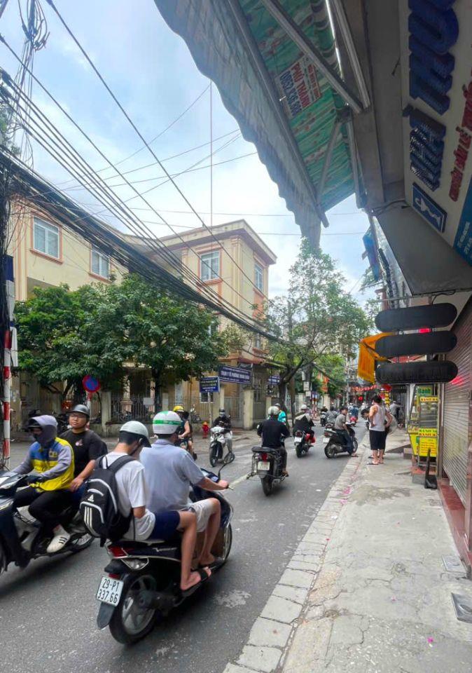 GẤP BÁN NHÀ QUAN NHÂN – THANH XUÂN | NGÕ THÔNG | NHÀ MỚI ĐẸP 4 TẦNG | 33M² | FULL NỘI THẤT | CHỈ 7,2 TỶ (TL)