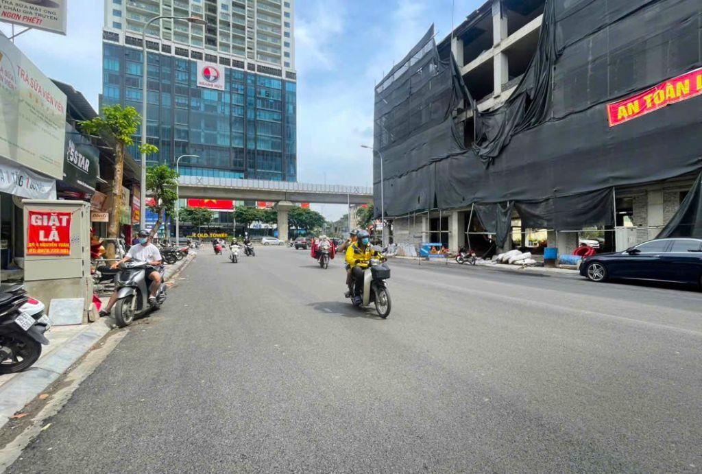 GẤP BÁN NHÀ MẶT PHỐ NGUYỄN TUÂN THANH XUÂN - VỈA HÈ RỘNG KHÔNG QUY HOẠCH | 5 TẦNG 32M² | CHỈ 26,9 TỶ (TL)