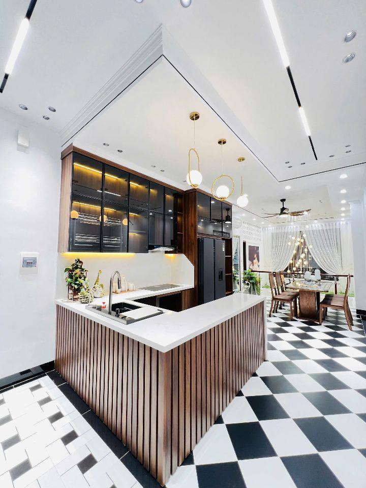 CHÍNH CHỦ GẤP BÁN NHÀ ĐẸP NGỌC KHÁNH – BA ĐÌNH | THANG MÁY | 52M² | 6 TẦNG | FULL NỘI THẤT CAO CẤP | NGÕ THÔNG | CHỈ 15,