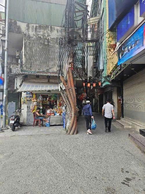 CHÍNH CHỦ GẤP BÁN NHÀ ĐẸP NGỌC KHÁNH – BA ĐÌNH | THANG MÁY | 52M² | 6 TẦNG | FULL NỘI THẤT CAO CẤP | NGÕ THÔNG | CHỈ 15,