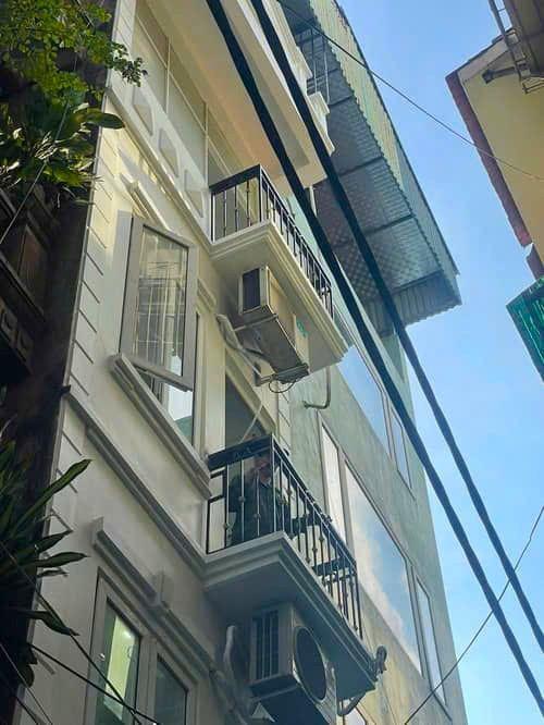 BÁN GẤP NHÀ ĐẸP ĐỊNH CÔNG THƯỢNG – SÁT MẶT PHỐ – Ô TÔ TRÁNH – 43M² × 5 TẦNG – FULL NỘI THẤT – CHỈ 12,9 TỶ (TL)