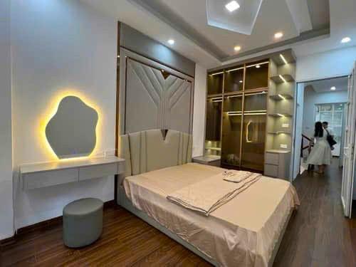 BÁN GẤP NHÀ ĐẸP ĐỊNH CÔNG THƯỢNG – SÁT MẶT PHỐ – Ô TÔ TRÁNH – 43M² × 5 TẦNG – FULL NỘI THẤT – CHỈ 12,9 TỶ (TL)