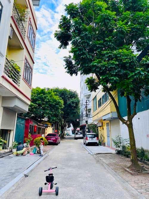 BÁN GẤP NHÀ ĐẸP THẠCH BÀN – LONG BIÊN | 32M²x5TẦNG 4PN | GẦN HỒ THẠCH BÀN | Ô TÔ TRÁNH CÁCH 30M | CHỈ 7,15 TỶ (TL) 