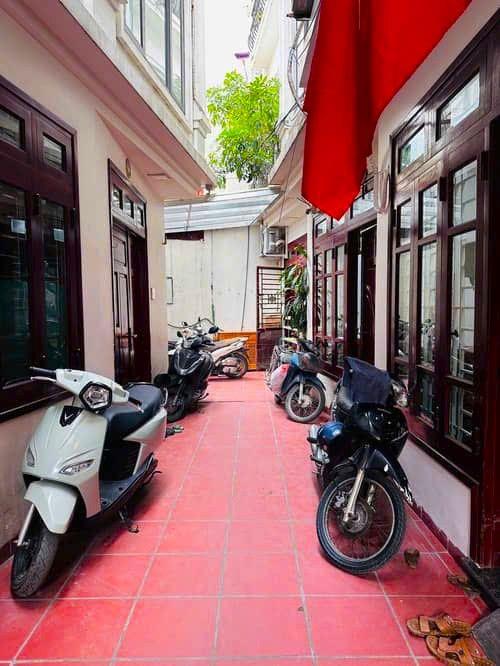 BÁN GẤP NHÀ ĐẸP THẠCH BÀN – LONG BIÊN | 32M²x5TẦNG 4PN | GẦN HỒ THẠCH BÀN | Ô TÔ TRÁNH CÁCH 30M | CHỈ 7,15 TỶ (TL) 