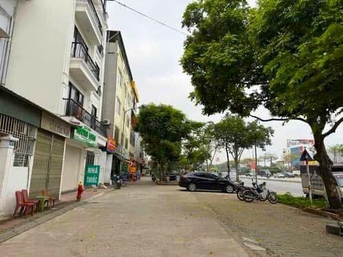 BÁN GẤP NHÀ VỊ TRÍ ĐẸP PHỐ LÝ SƠN – LONG BIÊN | NGÕ THÔNG – Ô TÔ VÀO NHÀ | SÁT KHAI SƠN CITY | 83M² | CHỈ 10,5 TỶ (TL)