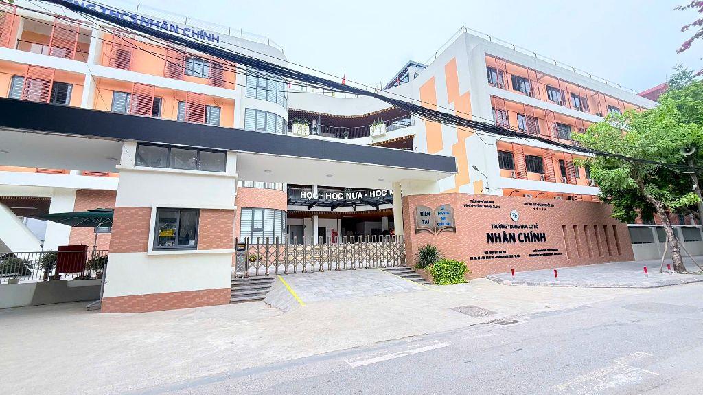BÁN GẤP HÀNG HIẾM THANH XUÂN – 1 MẶT PHỐ + 1 MẶT NGÕ | VỈA HÈ 4M | KINH DOANH ĐỈNH | SỔ VUÔNG ĐẸP | 75M²