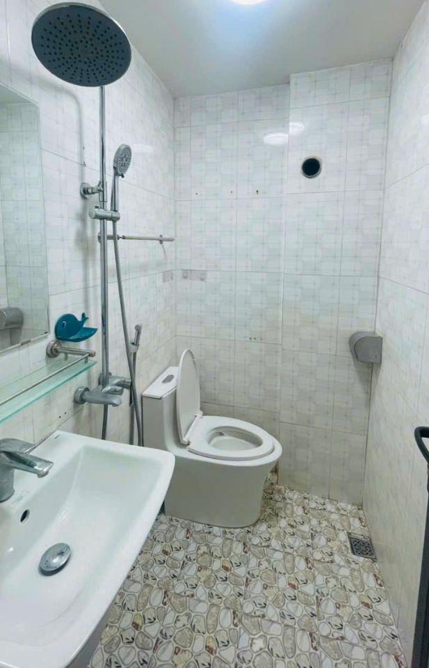 BÁN GẤP NHÀ ĐẸP THẠCH BÀN – LONG BIÊN | 44M² x 4 TẦNG | 4PN | CÓ SÂN ĐỂ XE | CHỈ 300M ĐẾN AEON MALL | 8,95 TỶ TL