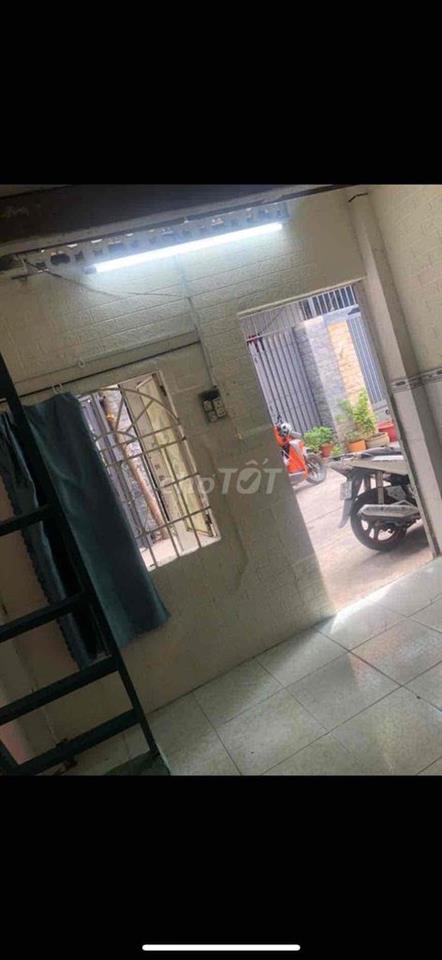 PHÒNG TRỌ GIÁ TỐT – GẦN CHỢ, GẦN KHU CÔNG NGHIỆP – VÀO Ở NGAY