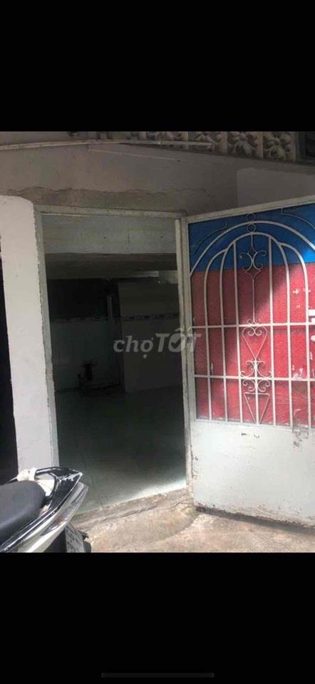 PHÒNG TRỌ GIÁ TỐT – GẦN CHỢ, GẦN KHU CÔNG NGHIỆP – VÀO Ở NGAY