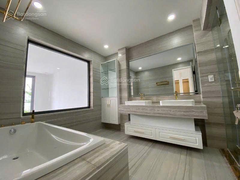 Cần cho thuê nhà mặt tiền 95b phổ quang p. 2 q. tân bình