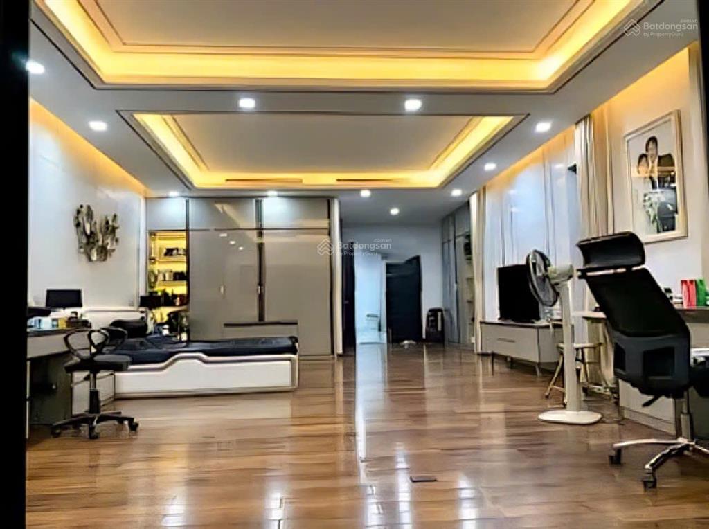 Cần cho thuê biệt thự mt đ.trần bình trọng p.5 q.bình thạnh gần khúc nguyễn thượng hiền