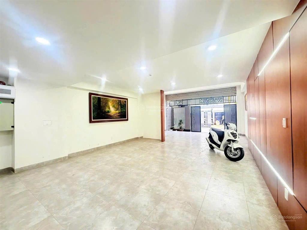 Cần cho thuê nhà mt 65a đường nguyễn minh hoàng p.12 q. tân bình gần khúc đường a4 ngay khu k300