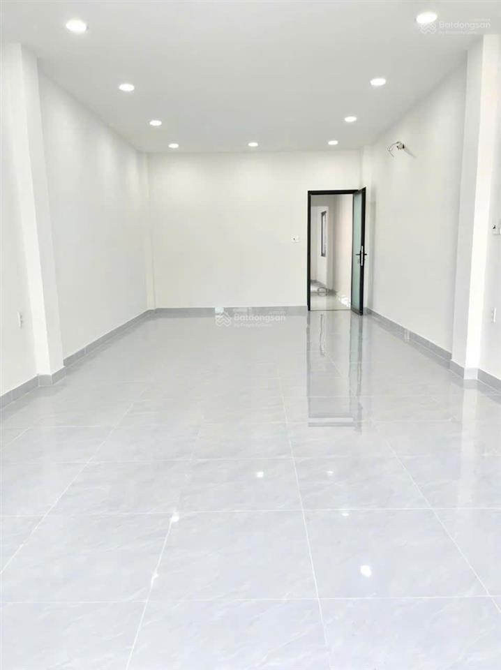 Cần cho thuê nhà mt 39a đ.hoàng hoa thám p.13 q.tân bình gần chợ hoàng hoa thám.
