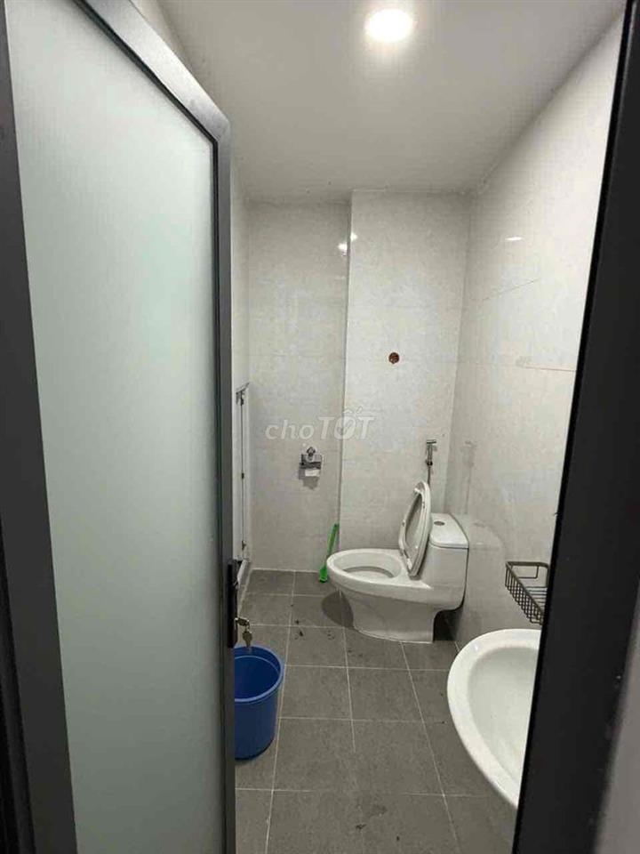 Cho thuê nguyên căn 100m2, 1 trệt+1 lầu, Ung Văn Khiêm