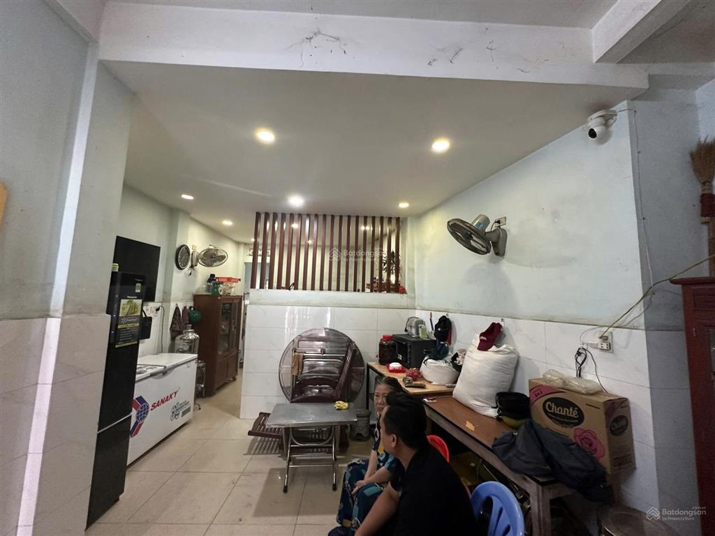 Bán nhà mặt tiền đường 23/10 ngang đẹp 8m88 giá tốt bán nhanh gần vòng xoay vĩnh điềm trung