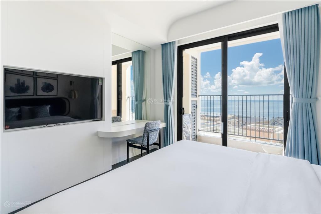 Gấp thanh lý dualkey view biển  pháo hoa  56m2  5,5 tỷ.  0975 716 ***