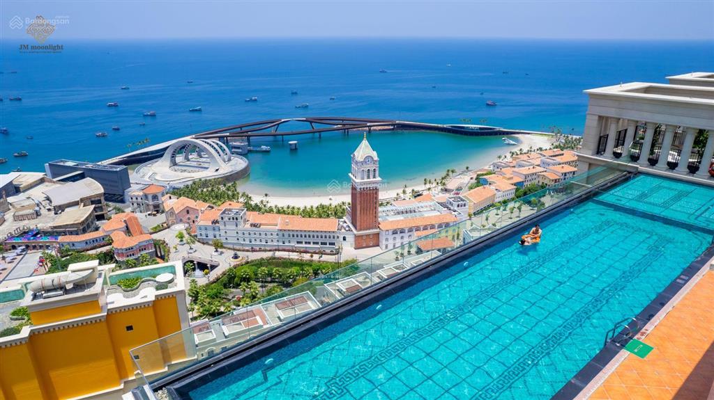 Gấp thanh lý dualkey view biển  pháo hoa  56m2  5,5 tỷ.  0975 716 ***