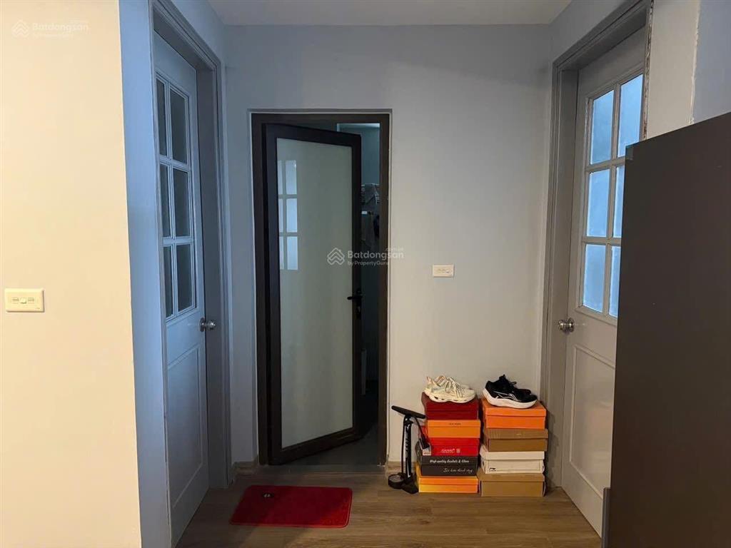 Cần bán căn hộ ct9 việt hưng, 83m2, 3pn, 2wc