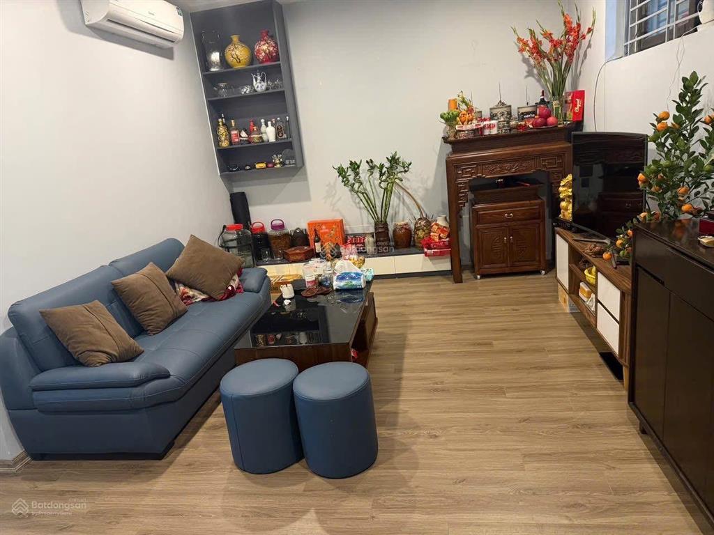 Cần bán căn hộ ct9 việt hưng, 83m2, 3pn, 2wc