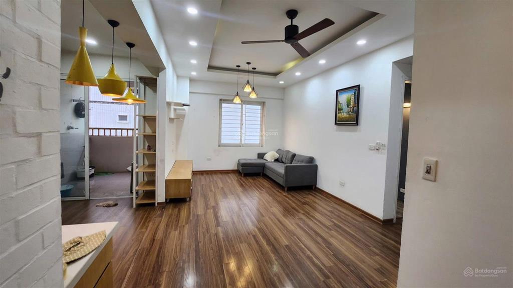 Bán căn hộ 96,5m2 ct9, kđt việt hưng, 5,8tỷ