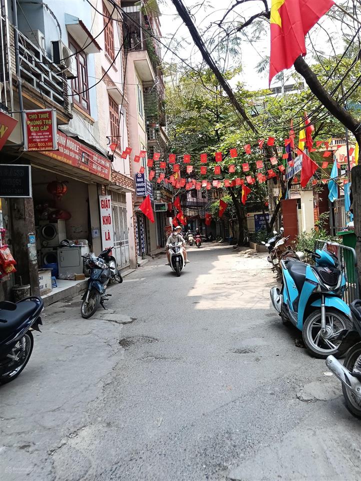 Chính chủ bán gấp lô đất mỹ đình nam từ liêm dt 60 m2 , mt 4m chục chính kinh doanh oto đỗ cửa