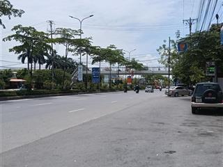 Bán gấp lô đất tu hoàng nam từ liêm dt 200m², mt 34m lô góc đường thông ô tô đỗ cửa giá 90 tr/m2