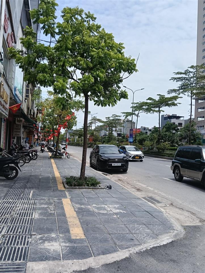 Chính chủ cắt lỗ lô đất xuân phương nam từ liêm dt 190 m2 lô góc mt 34m đường thông oto giá 90tr/m2