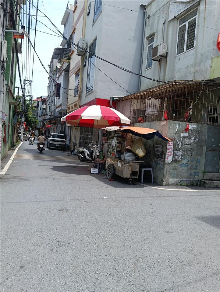 Bán gấp lô đất ngã tư nhổn xuân phương nam từ liêm lô góc dt 201m2, mt 34m ô tô con đỗ giá 90tr/m2