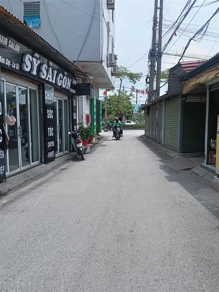 Chính chủ bán gấp lô đất xuân phương nam từ liêm lô góc oto đỗ dt 198m² mt 35m giá 90 tr/m2