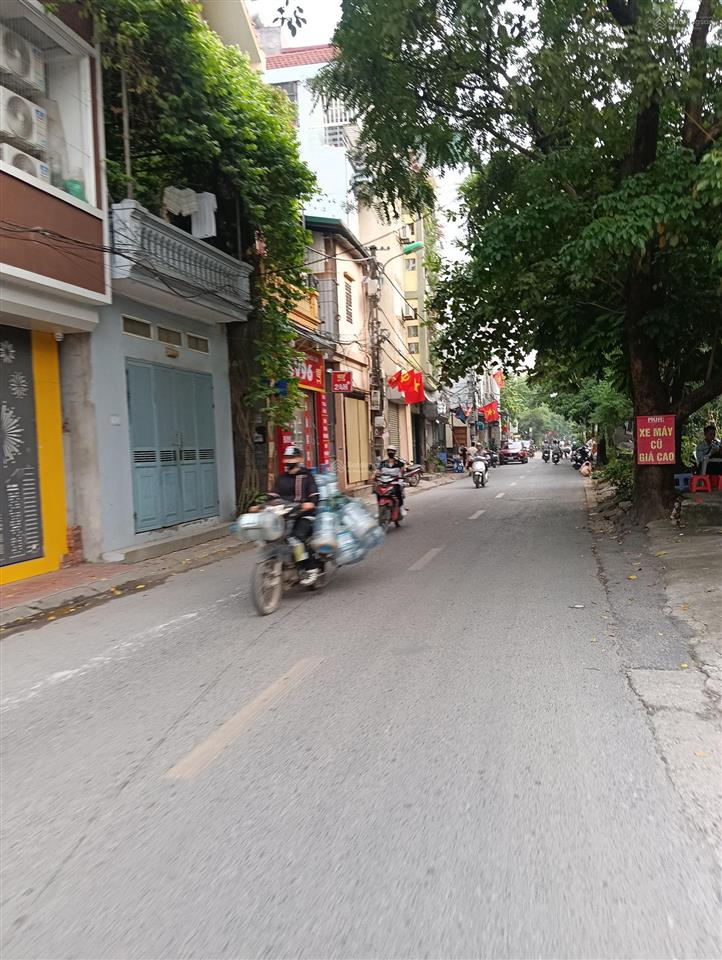 90tr/m2 lô góc đất trịnh văn bô nam từ liêm dt 193 m2, mt 35m đường ô tô không lỗi, không qh