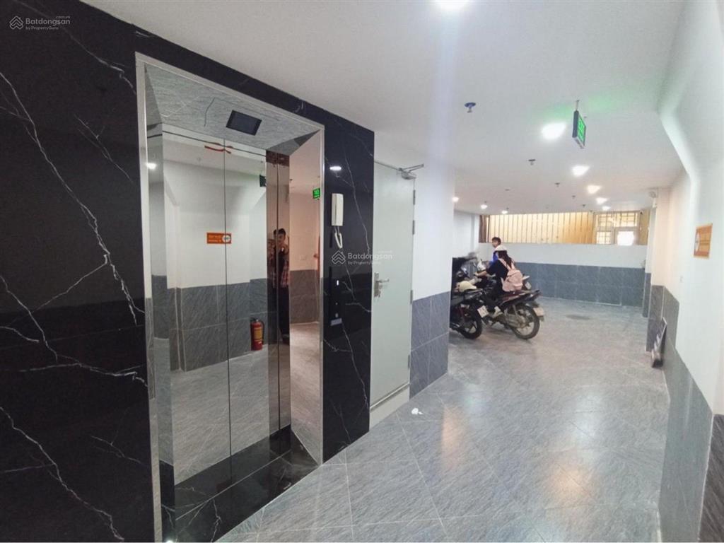 8 tỷ chung cư dòng tiền 400tr tu hoàng nam từ liêm lô góc dt 55 m2 x 6 tầng thang máy, ô tô đỗ cửa