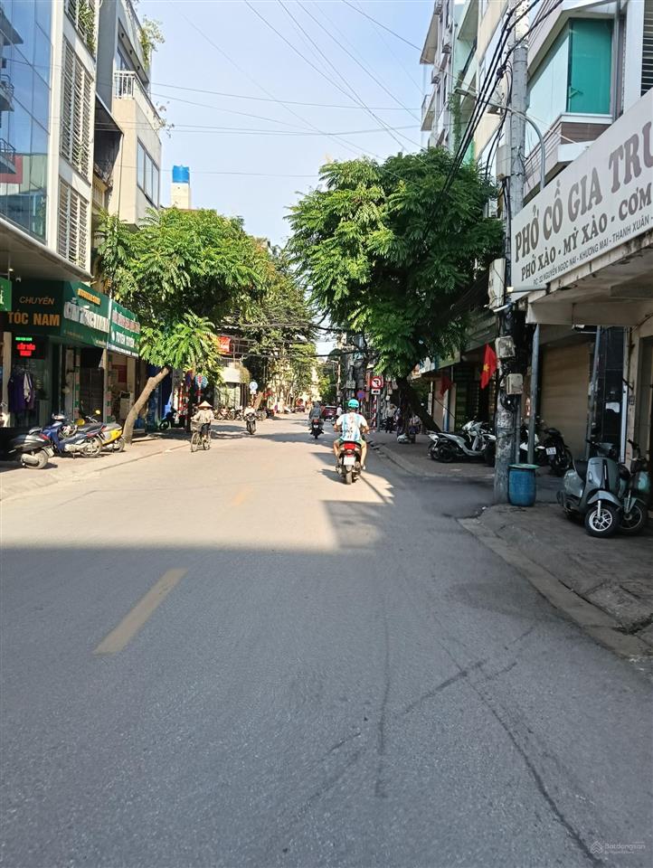 Bán gấp nhà mặt phố chính nguyễn ngọc lại . lô góc hai mặt oto tô tránh dt 50m2 x 5tầng mt 15m