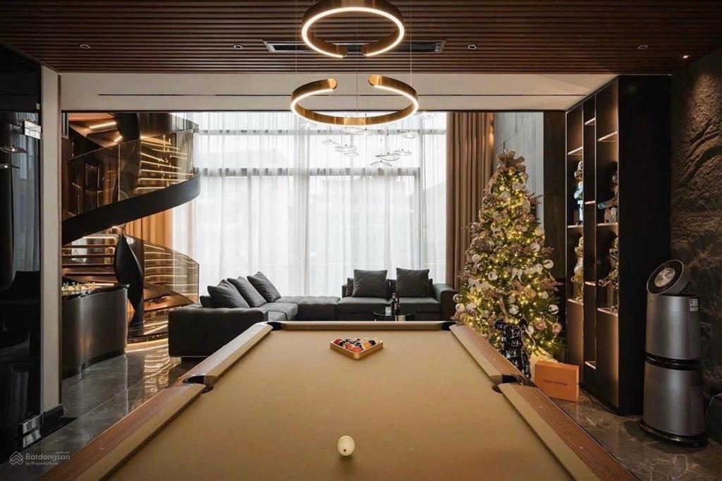 Gián sốc 5 tỷ nhà phố nguyễn ngọc nại khu phân lô vỉa hè nhà mới 100% dt 85m2 x 8 tầng mt 8m.