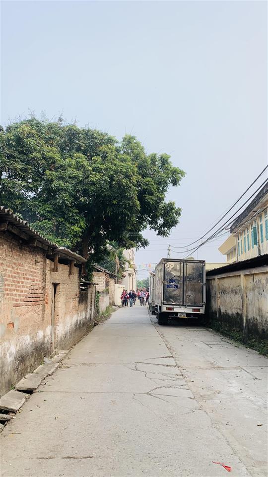 Bán 131m đất trục chính kinh doanh võng ngoại, xã phúc lộc, hà nội cách đường tỉnh lộ 82 chỉ 50m