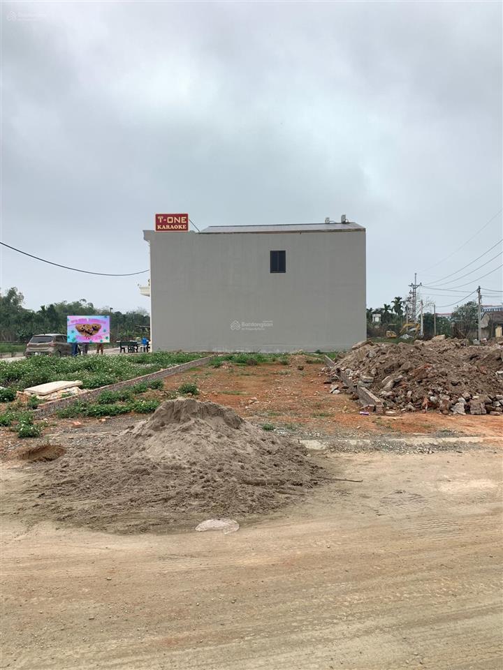 111m2 đất kinh doanh mặt đường tỉnh lộ 82 giá chỉ 55 triệu/m2 rẻ hơn thị trường chục giá