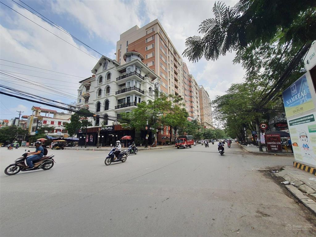 Siêu hiếm, cặp chập mặt đường văn cao, dt 180m2, mt 9m, đang có dòng tiền cao, giá chỉ 36 tỷ