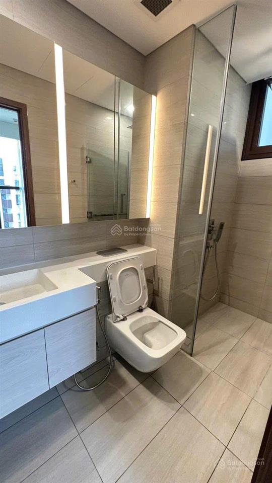 Giá tốt chốt nhanh! bán căn 1pn the galleria  tầng cao view công viên bờ sông chỉ 15 tỷ sẵn sổ