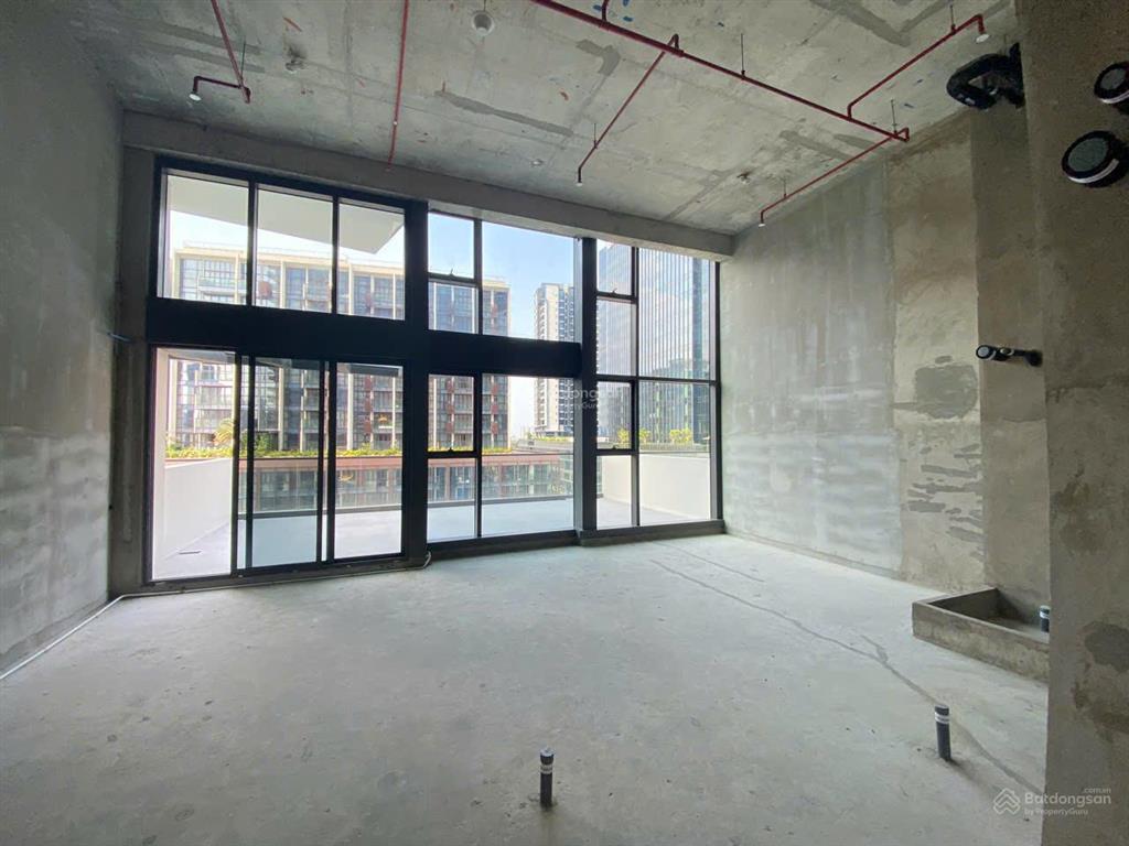 50 tỷ sở hữu ngay căn hộ sân vườn tại the opera với tầng view trực diện cầu ba son