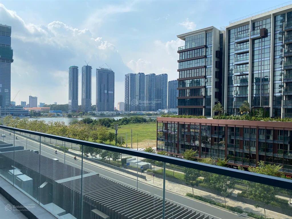 50 tỷ sở hữu ngay căn hộ sân vườn tại the opera với tầng view trực diện cầu ba son